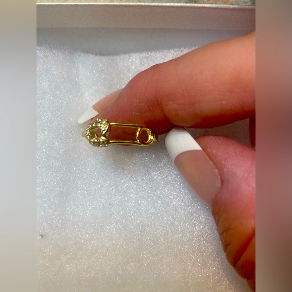 * Final Price* Ring gold safety pin small rhinestones